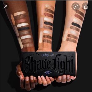 Kat Von D Shade + Light Glimmer Eye Palette